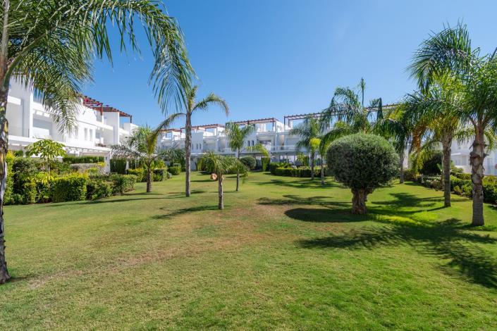 Image No.36-4 Bed Townhouse for sale