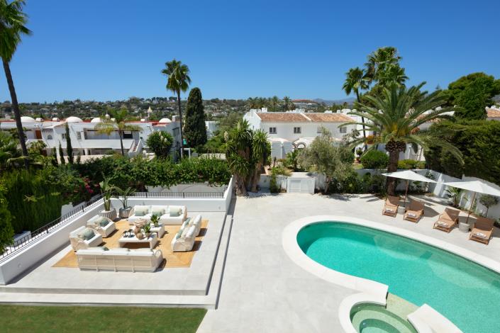Image No.3-Villa de 5 chambres à vendre à Nueva Andalucia