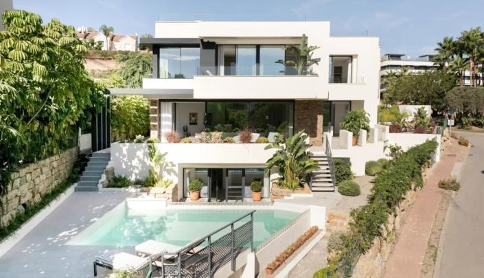 Image No.25-4 Bed Villa for sale