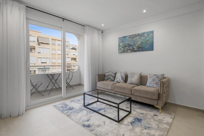 Image No.17-3 Bed Apartment for sale