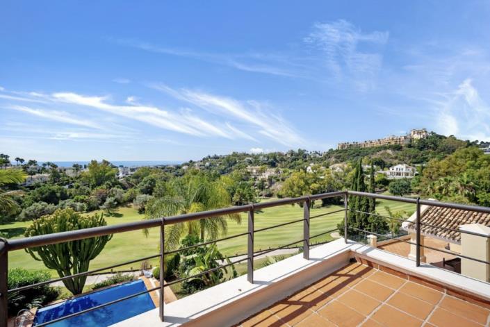 Image No.3-5 Bed Villa for sale