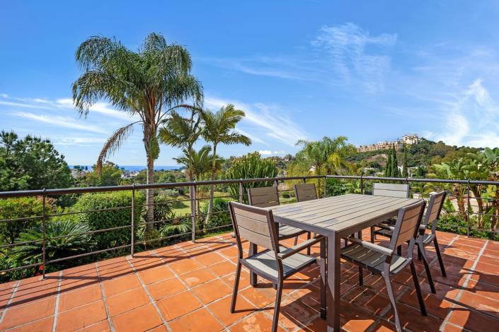 Image No.9-5 Bed Villa for sale