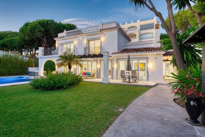 Image No.3-4 Bed Villa for sale