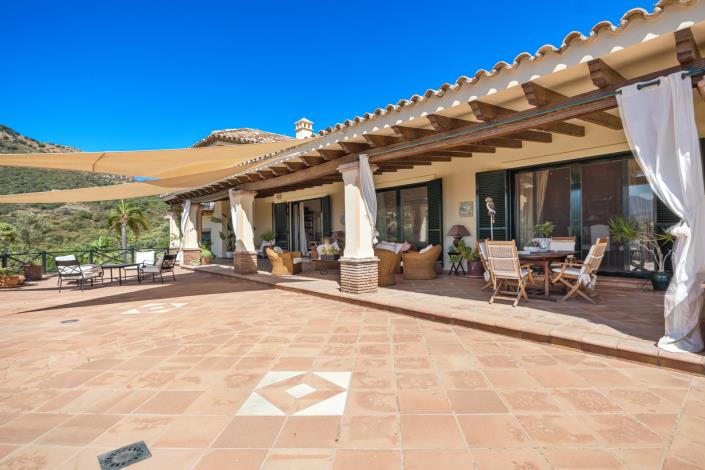 Image No.37-4 Bed Villa for sale