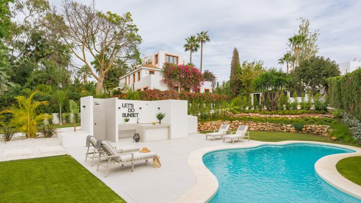 Image No.3-Villa de 5 chambres à vendre à Nueva Andalucia