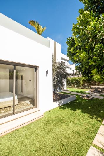Image No.11-5 Bed Villa for sale