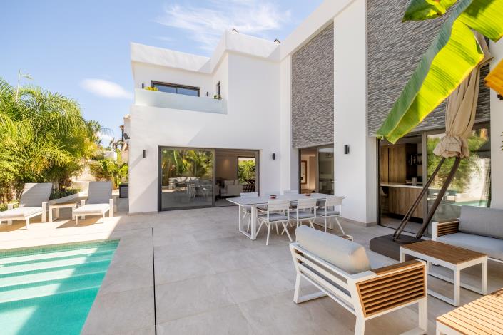 Image No.39-5 Bed Villa for sale