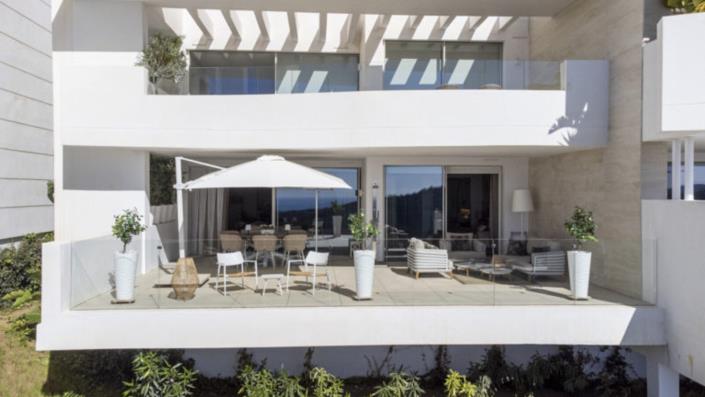 Image No.20-3 Bed Apartment for sale