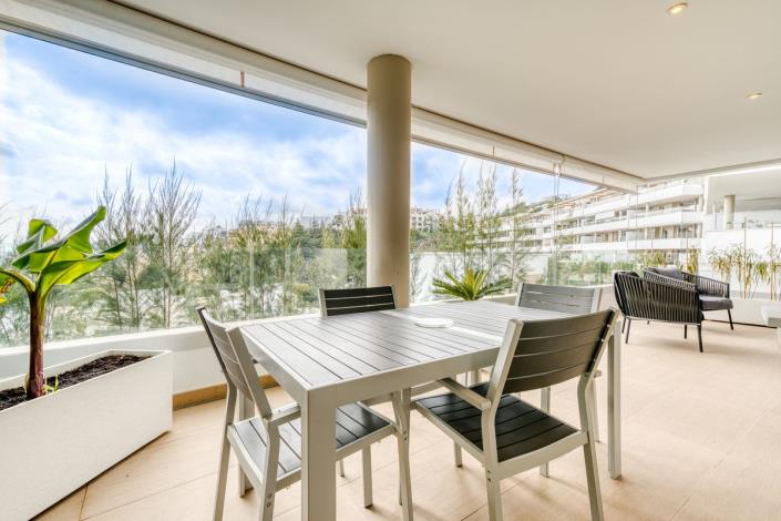 Image No.14-3 Bed Apartment for sale