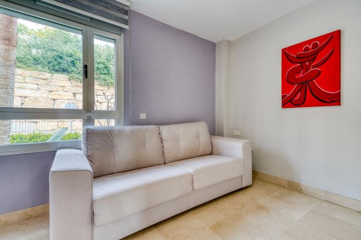 Image No.20-3 Bed Apartment for sale