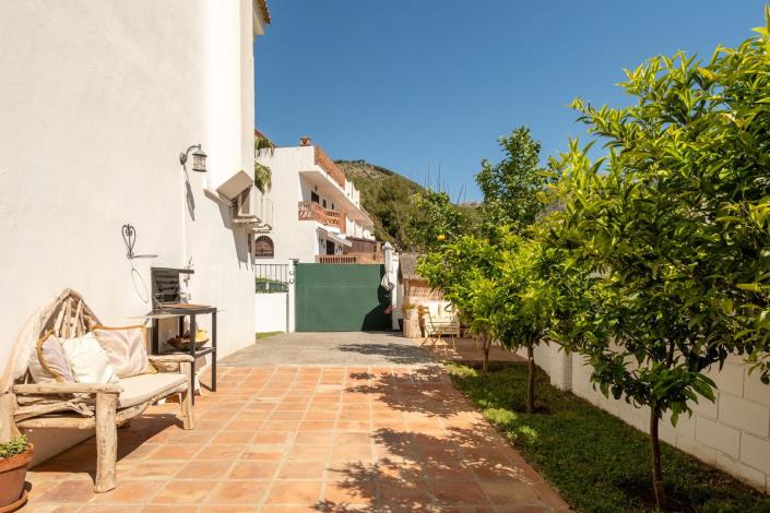 Image No.8-3 Bed Semi-Detached for sale
