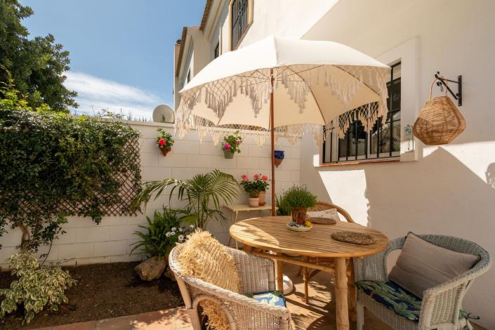 Image No.23-3 Bed Semi-Detached for sale