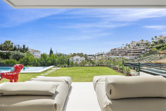 Image No.3-4 Bed Villa for sale