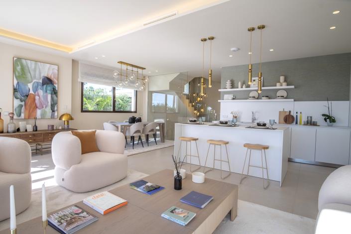 Image No.6-4 Bed Villa for sale