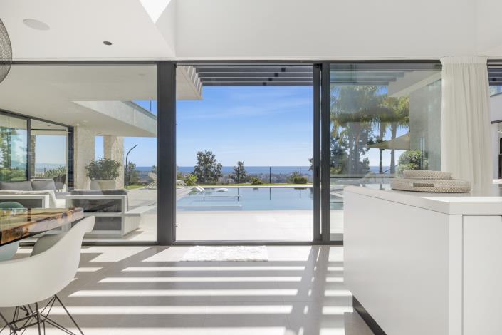 Image No.5-5 Bed Villa for sale