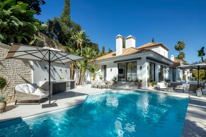 Image No.17-5 Bed Villa for sale