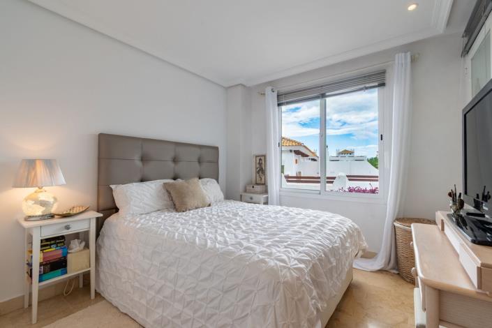 Image No.29-3 Bed Apartment for sale