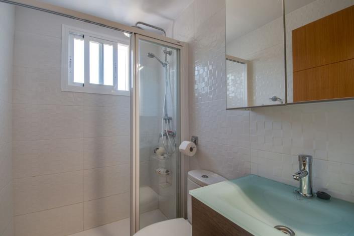Image No.30-5 Bed Villa for sale