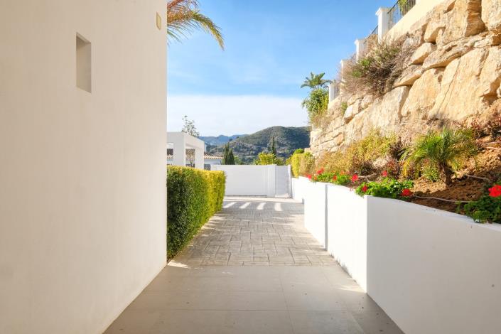 Image No.37-4 Bed Villa for sale