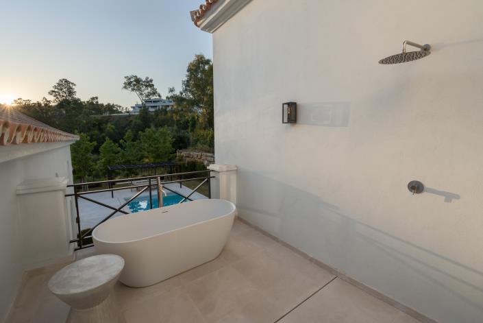 Image No.27-Villa de 4 chambres à vendre à Nueva Andalucia