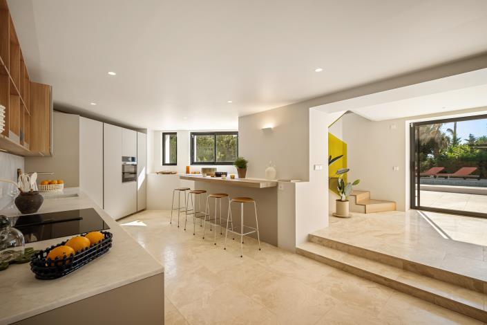 Image No.14-4 Bed Villa for sale