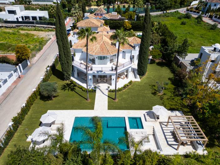 Image No.32-Villa de 5 chambres à vendre à Nueva Andalucia