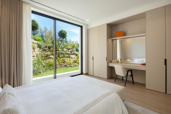 Image No.17-6 Bed Villa for sale