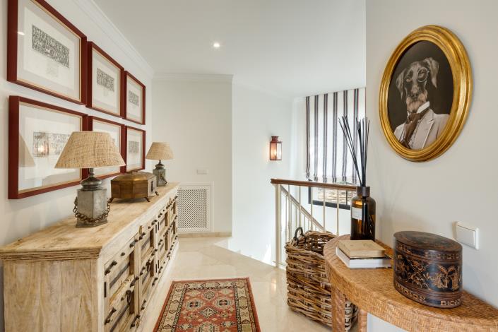 Image No.10-4 Bed Villa for sale