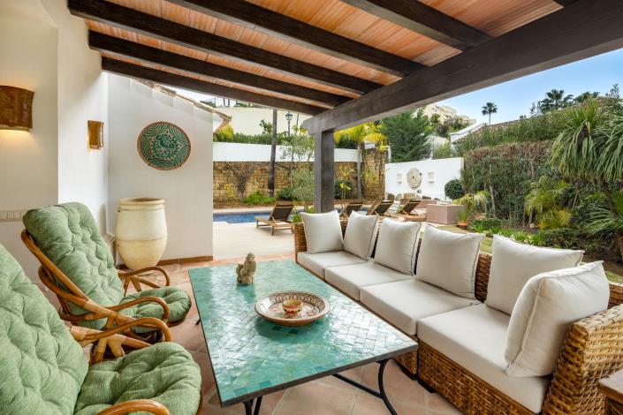 Image No.3-4 Bed Villa for sale