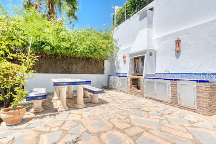 Image No.34-5 Bed Villa for sale