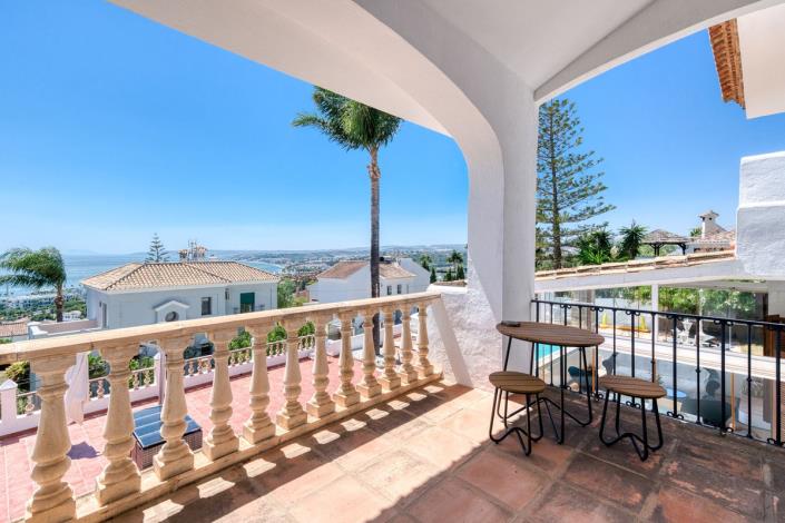 Image No.42-5 Bed Villa for sale