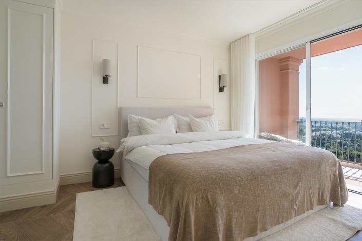 Image No.19-4 Bed Townhouse for sale