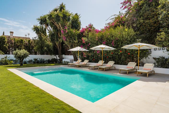 Image No.2-4 Bed Villa for sale