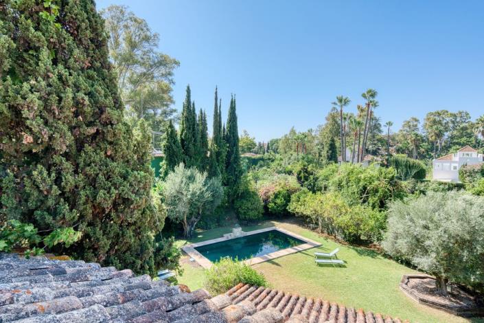 Image No.2-Villa de 6 chambres à vendre à Nueva Andalucia