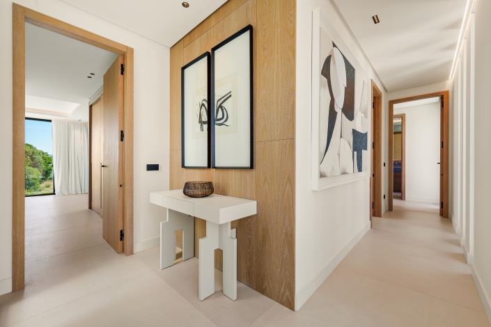 Image No.28-5 Bed Villa for sale