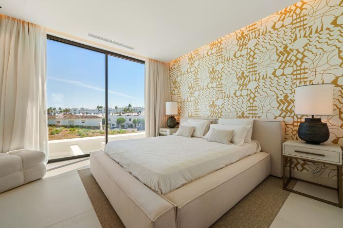 Image No.10-5 Bed Villa for sale