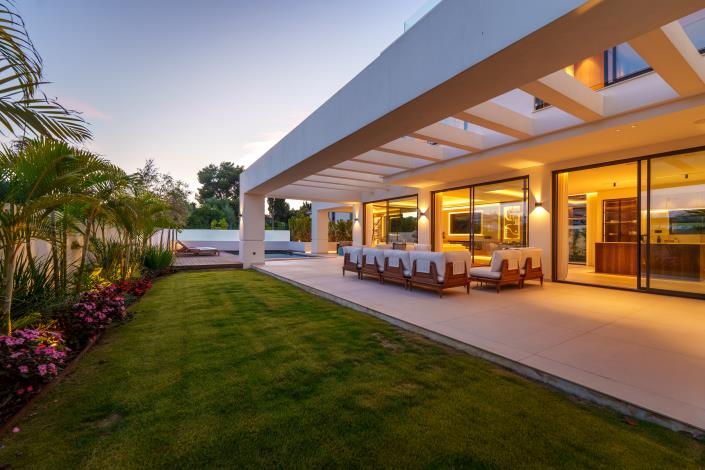 Image No.43-5 Bed Villa for sale
