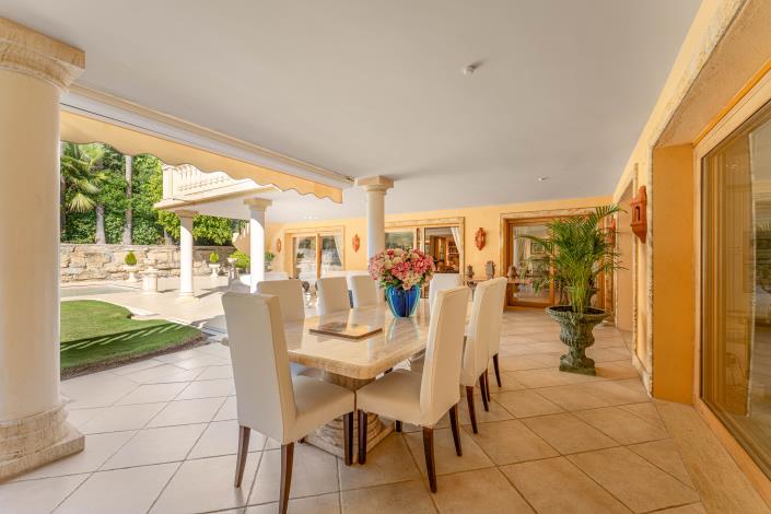 Image No.10-5 Bed Villa for sale