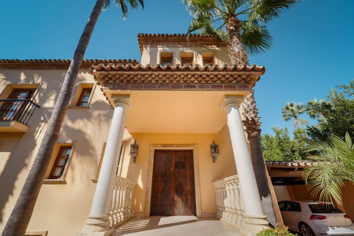 Image No.34-5 Bed Villa for sale