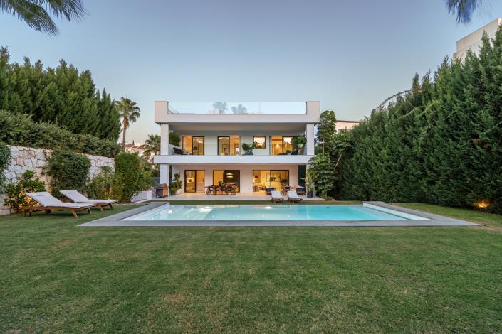 Image No.40-5 Bed Villa for sale