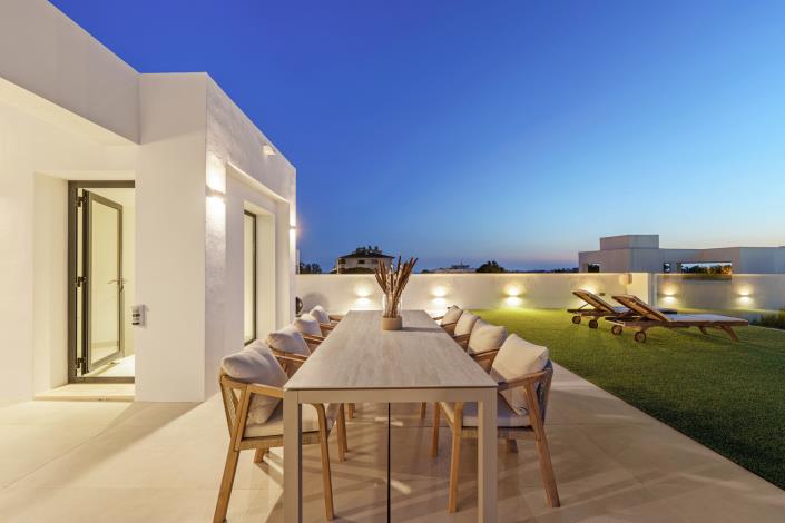 Image No.44-5 Bed Villa for sale