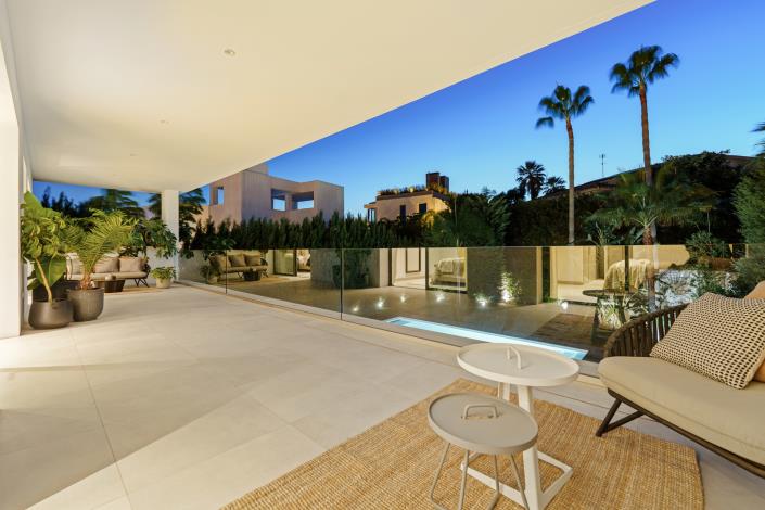 Image No.45-5 Bed Villa for sale