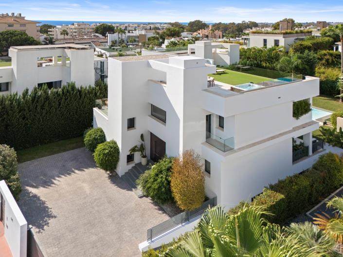 Image No.50-5 Bed Villa for sale