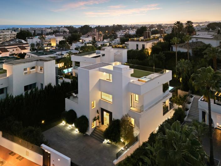 Image No.52-5 Bed Villa for sale