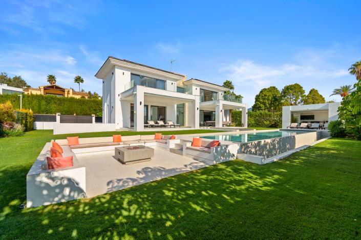 Image No.27-6 Bed Villa for sale