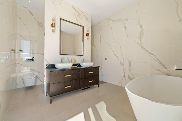 Image No.44-6 Bed Villa for sale