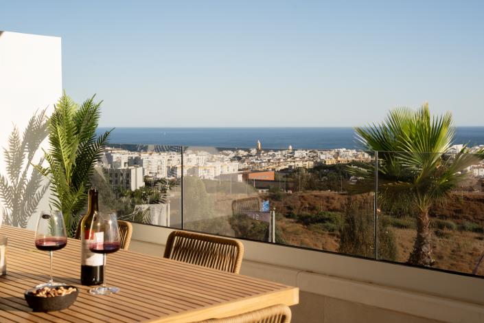 Image No.29-3 Bed Apartment for sale
