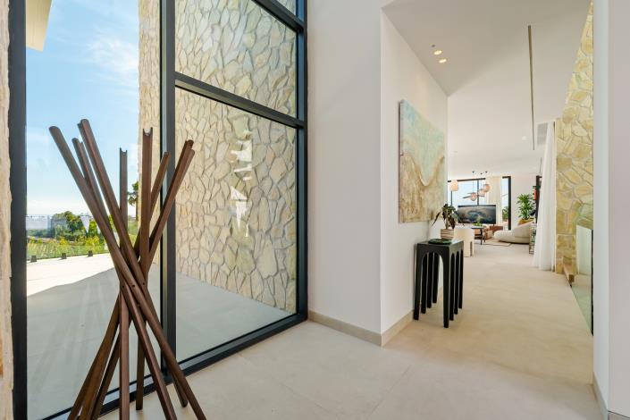 Image No.9-5 Bed Villa for sale