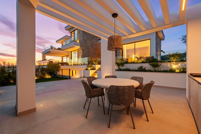 Image No.58-5 Bed Villa for sale