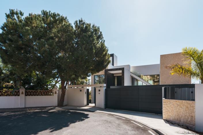 Image No.48-4 Bed Villa for sale